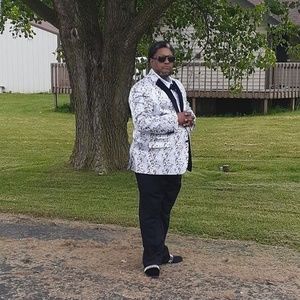 Meet your Posher, Stephen